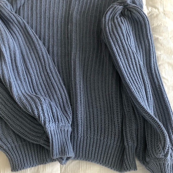 💙NA-KD Knitted Blue Oversized Sweater, High Neck with Puff Sleeves💙 - Picture 4 of 9